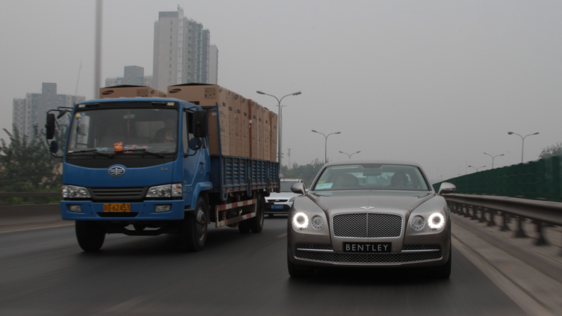 Illustration for article titled 2014 Bentley Flying Spur: The Jalopnik Review